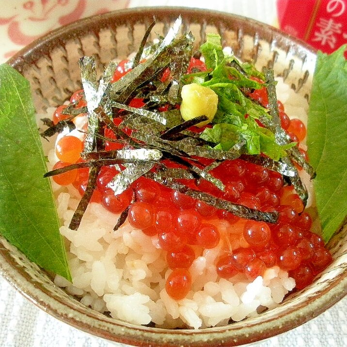 激うま！！イクラのしょうゆ漬け丼プラス鶏がら塩糀♪